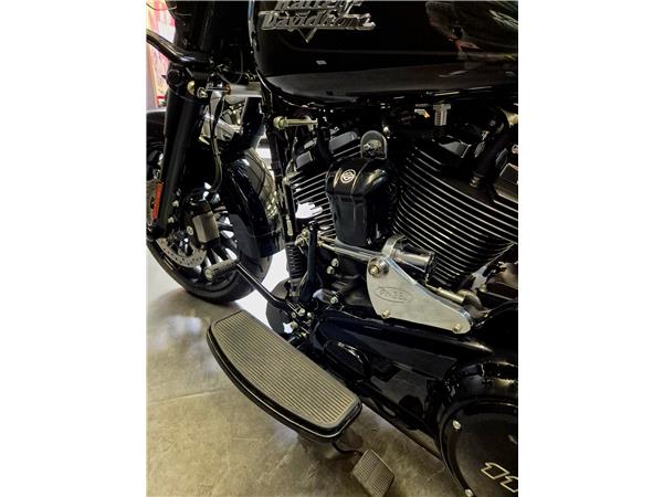 2024 HARLEY-DAVIDSON FREEWHEELER