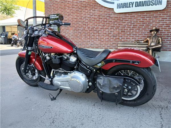 2017 HARLEY-DAVIDSON SLIM