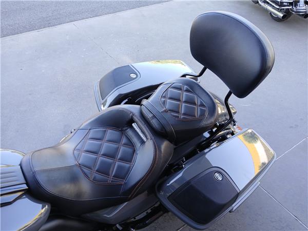 2018 HARLEY-DAVIDSON ROAD GLIDE