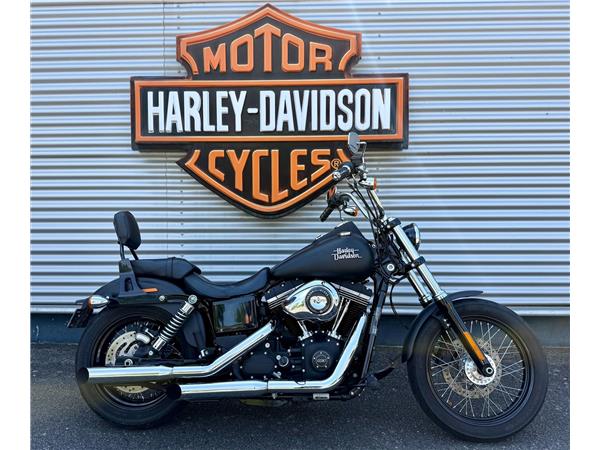 2016 HARLEY-DAVIDSON STREET BOB