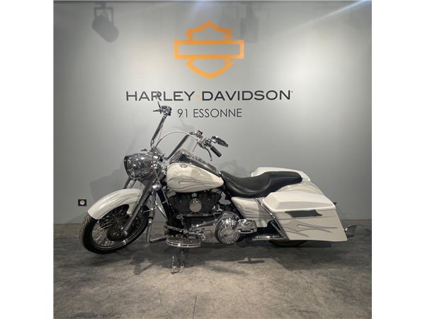 2013 HARLEY-DAVIDSON ROAD KING