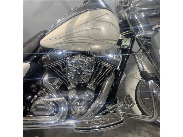 2013 HARLEY-DAVIDSON ROAD KING