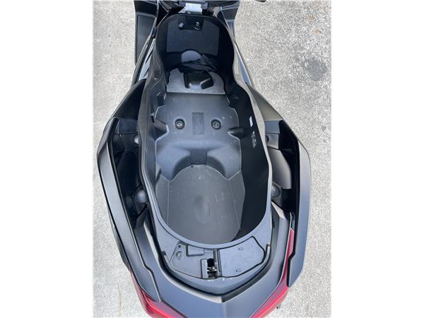 X Max 125 Tech Max
