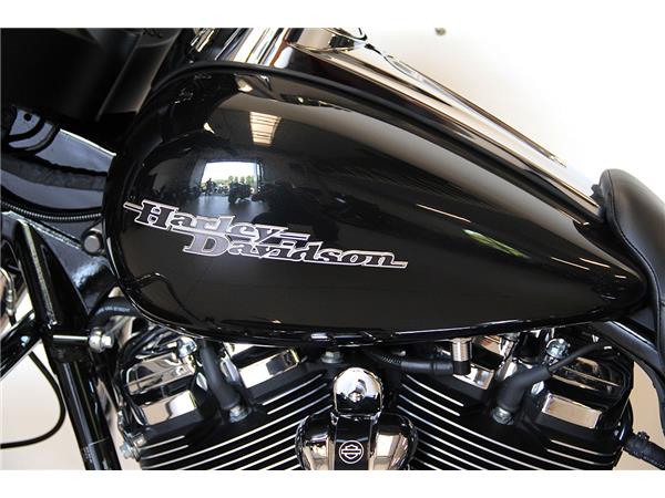FLHX  STREET GLIDE 