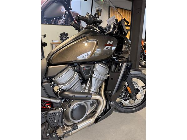 2022 HARLEY-DAVIDSON PAN AMERICA