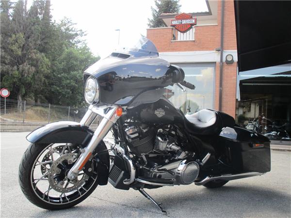 2021 Street Glide Special 114