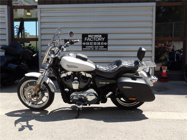 2019 HARLEY-DAVIDSON SUPERLOW