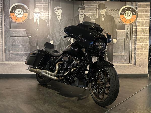 2023 HARLEY-DAVIDSON STREET GLIDE