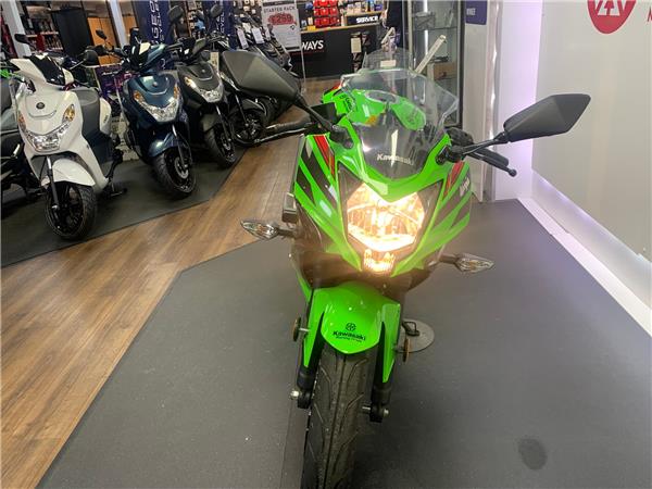 2024 KAWASAKI NINJA 125