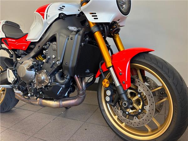 2025 YAMAHA XSR900