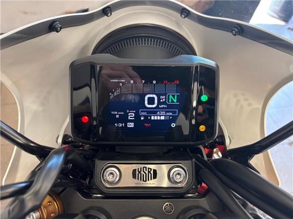 2025 YAMAHA XSR900