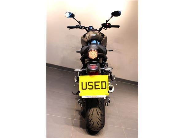 YAMAHA XSR700