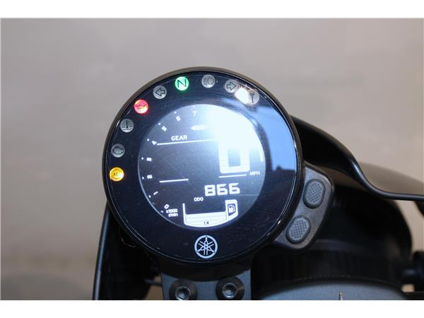 YAMAHA XSR700