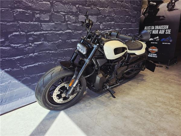 Sportster S 