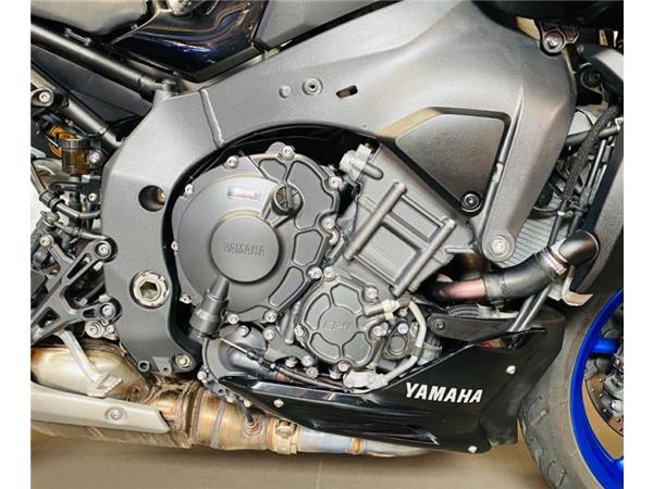 New Yamaha MT-10SP SILVER/BLACK