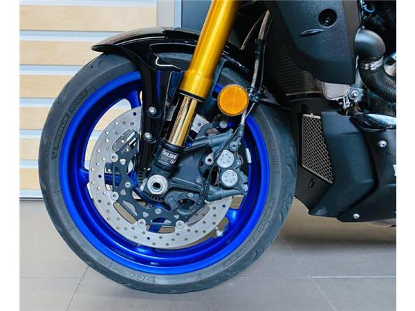 New Yamaha MT-10SP SILVER/BLACK