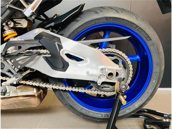 New Yamaha MT-10SP SILVER/BLACK