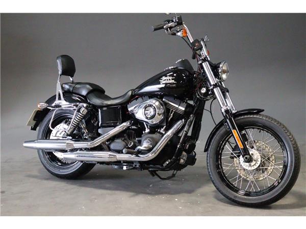 2017 HARLEY-DAVIDSON DYNA FXDB STREET BOB