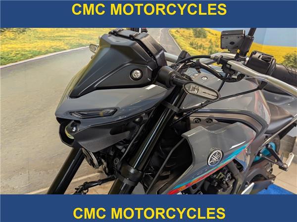  Yamaha MT-03 MT-03