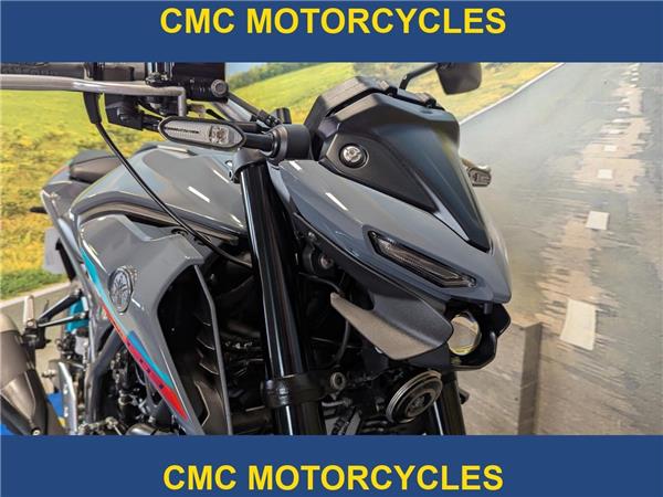  Yamaha MT-03 MT-03
