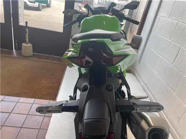 2025 Kawasaki Ninja ZX-4RR