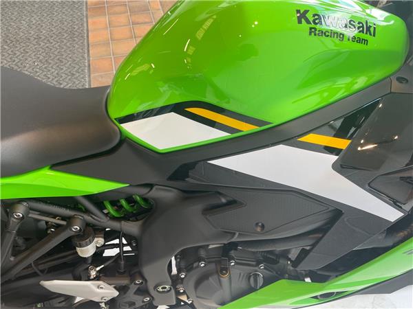 2025 Kawasaki Ninja ZX-4RR