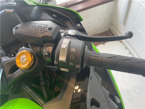 2025 Kawasaki Ninja ZX-4RR