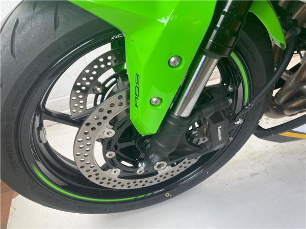 2025 Kawasaki Ninja ZX-4RR