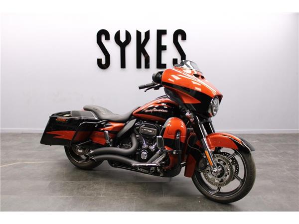 2017 Harley-Davidson CVO Street Glide