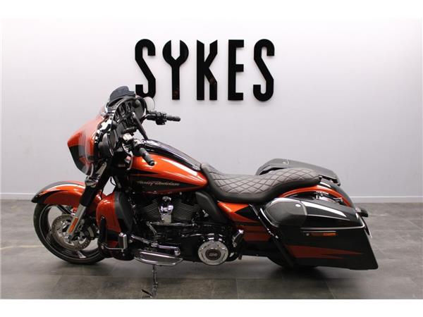 2017 Harley-Davidson CVO Street Glide