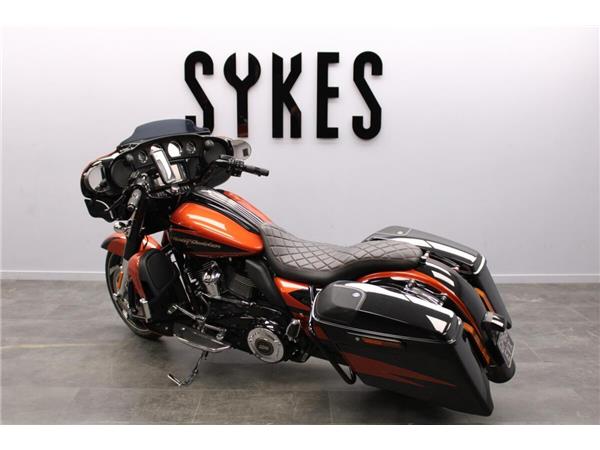 2017 Harley-Davidson CVO Street Glide