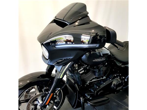 HARLEY-DAVIDSON STREET GLIDE
