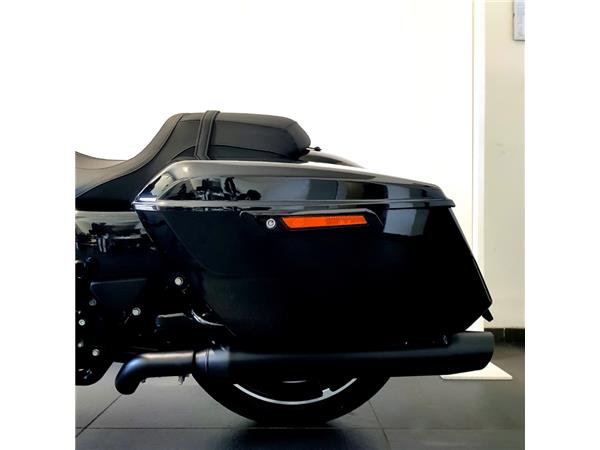 HARLEY-DAVIDSON STREET GLIDE