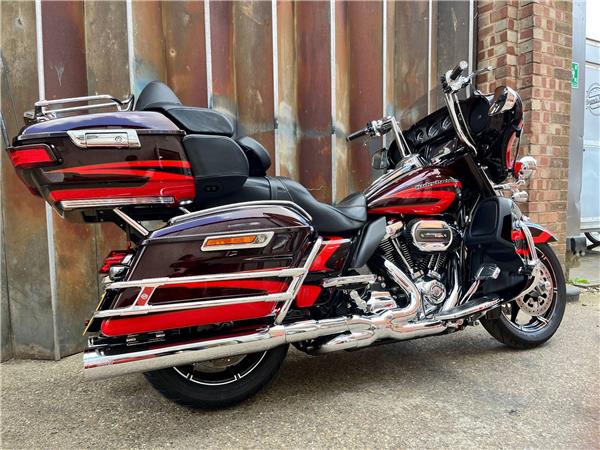 2017 Harley-Davidson CVO