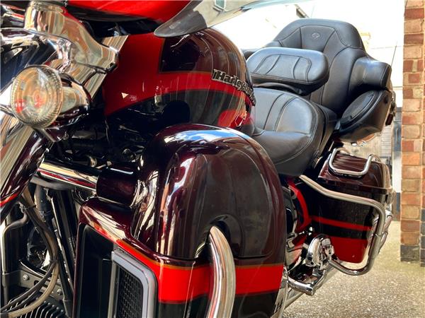 2017 Harley-Davidson CVO