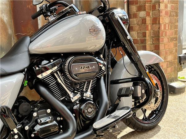 2025 Harley-Davidson Touring