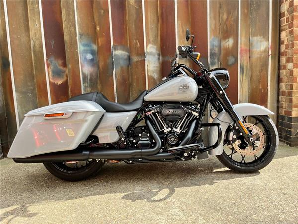 2025 Harley-Davidson Touring