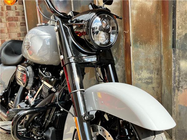 2025 Harley-Davidson Touring