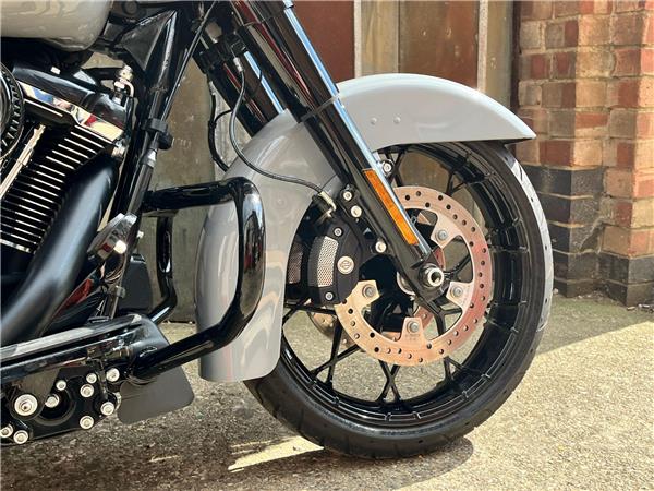 2025 Harley-Davidson Touring