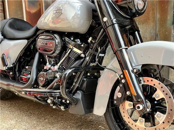 2025 Harley-Davidson Touring