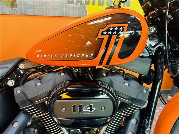 2021 HARLEY-DAVIDSON STREET BOB