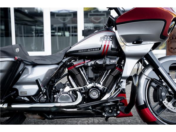 Harley-Davidson Kiel CVO ROAD GLIDE FLTRXSE - 131cui-Kodlin Fat Tire