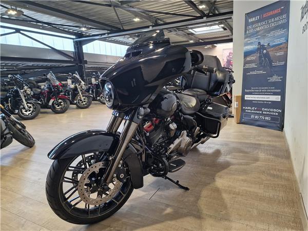 2022 HARLEY-DAVIDSON STREET GLIDE