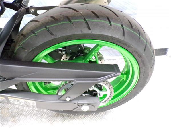 2025 KAWASAKI Z500