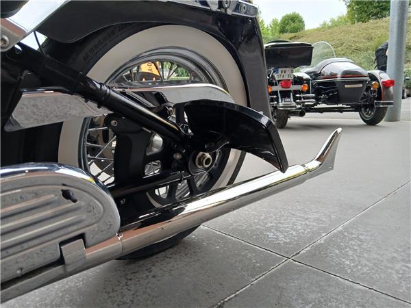 2020 HARLEY-DAVIDSON DELUXE