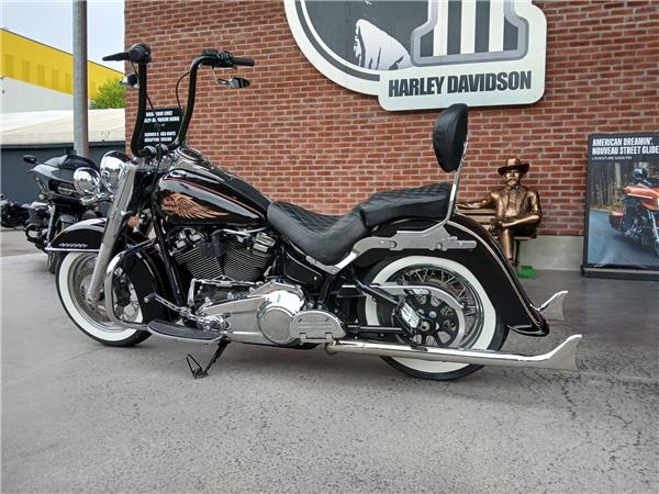 2020 HARLEY-DAVIDSON DELUXE