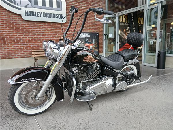 2020 HARLEY-DAVIDSON DELUXE