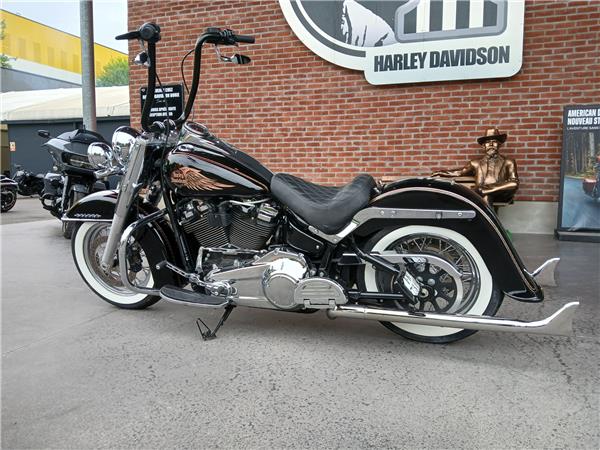 2020 HARLEY-DAVIDSON DELUXE
