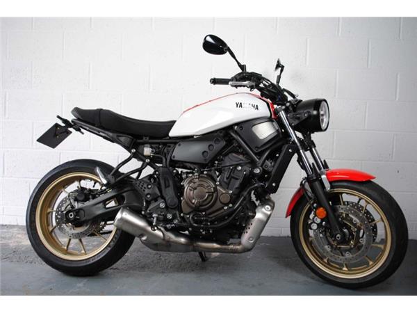 2021 Yamaha XSR700 WHITE