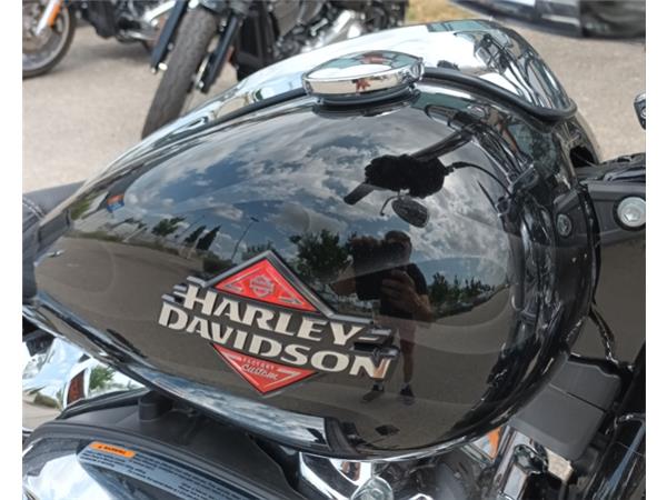2025 HARLEY-DAVIDSON BREAKOUT